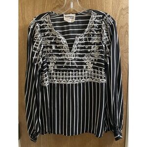 Savanna Jane Women's Top Size Small Boho Embroidered Black White Striped Western
